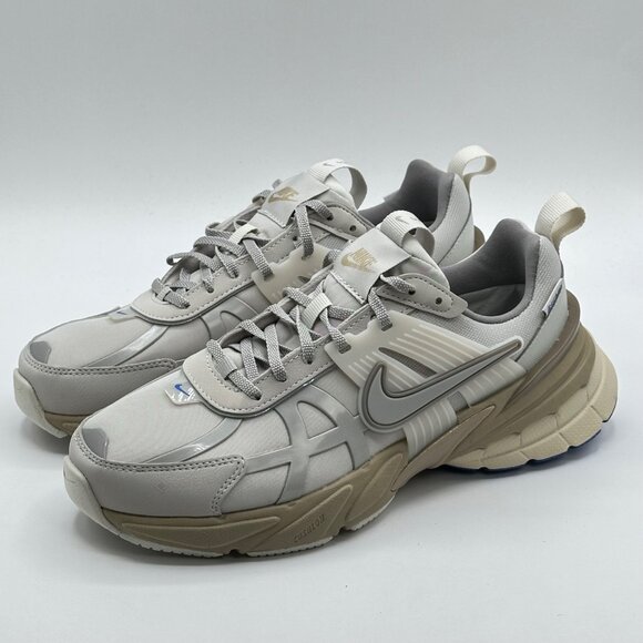 Women's Nike V2K Run Gore-Tex Shoes - Light Iron Ore FZ2622-002 Size 6.5 - Picture 2 of 12